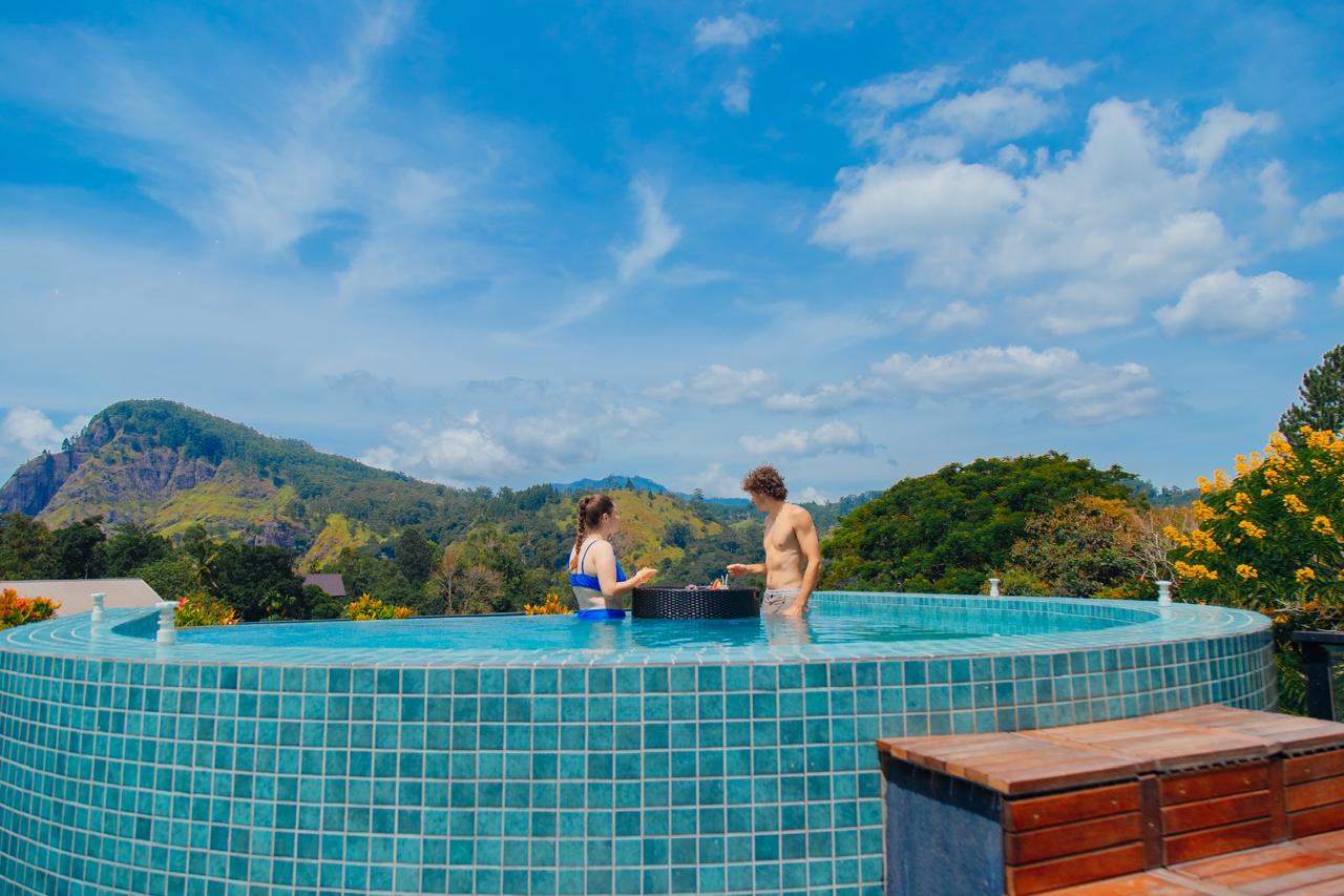 Jacuzzi overlooking Ella Rock